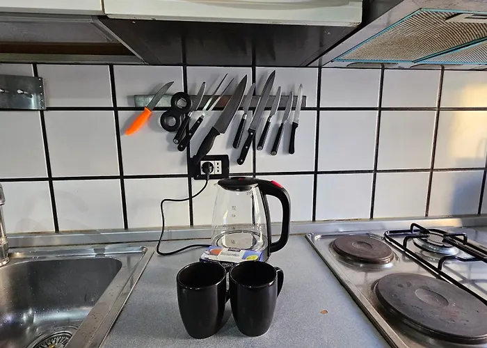 Mani's Family * ティラナ