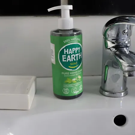 Mani's Family 地拉那